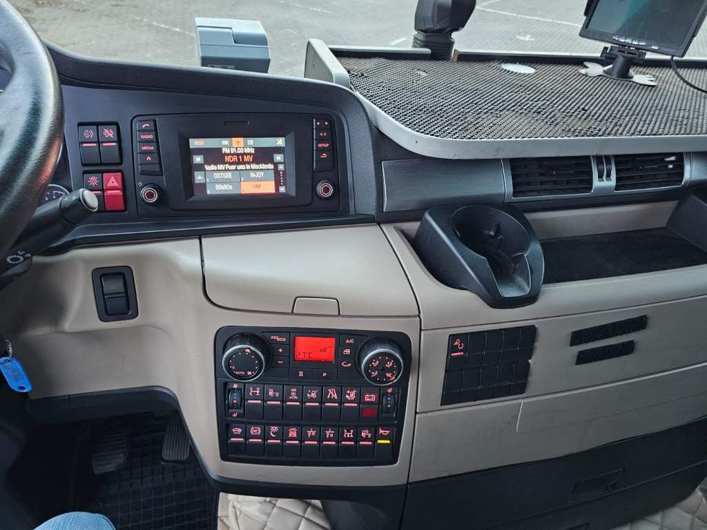 Fahrzeugabbildung MAN 18.460 TGX XXL, 2 Kreis-Hydr.,Alufelgen,Standard