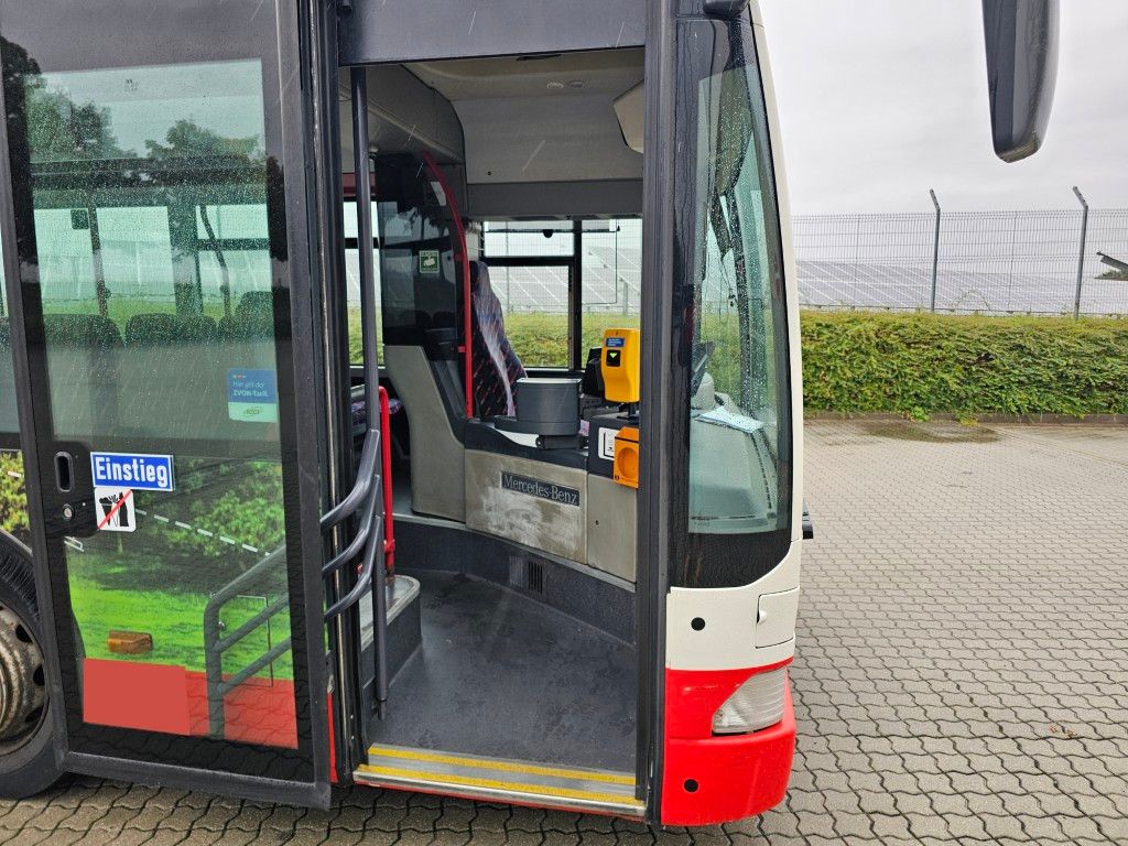 Fahrzeugabbildung Mercedes-Benz O 530 G, Gelenkbus, 3 Achser, Retarder