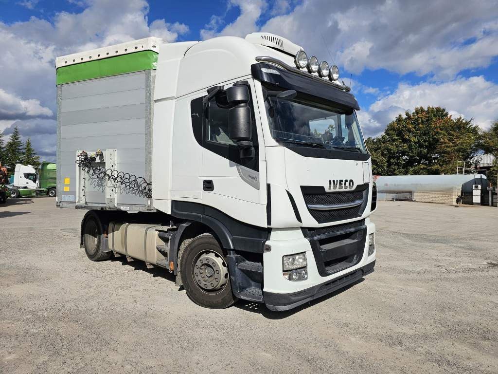 Fahrzeugabbildung Iveco 480 Stralis, Retrader, 2 Kreis-Hydraulik