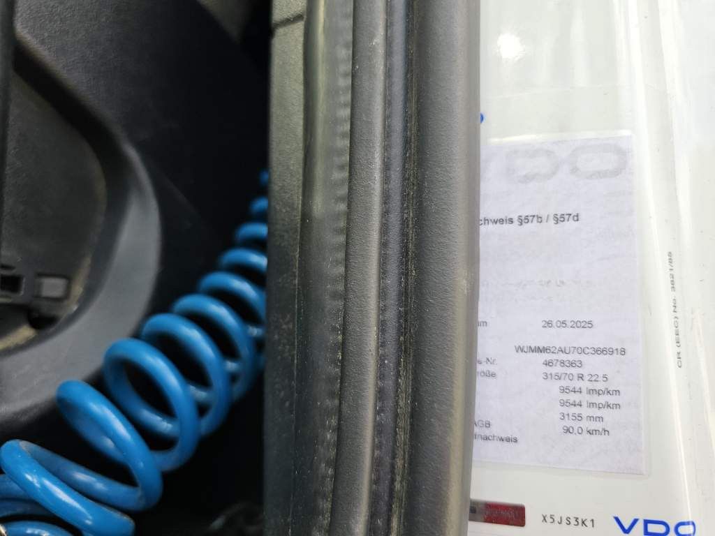 Fahrzeugabbildung Iveco 480 Stralis, Retrader, 2 Kreis-Hydraulik