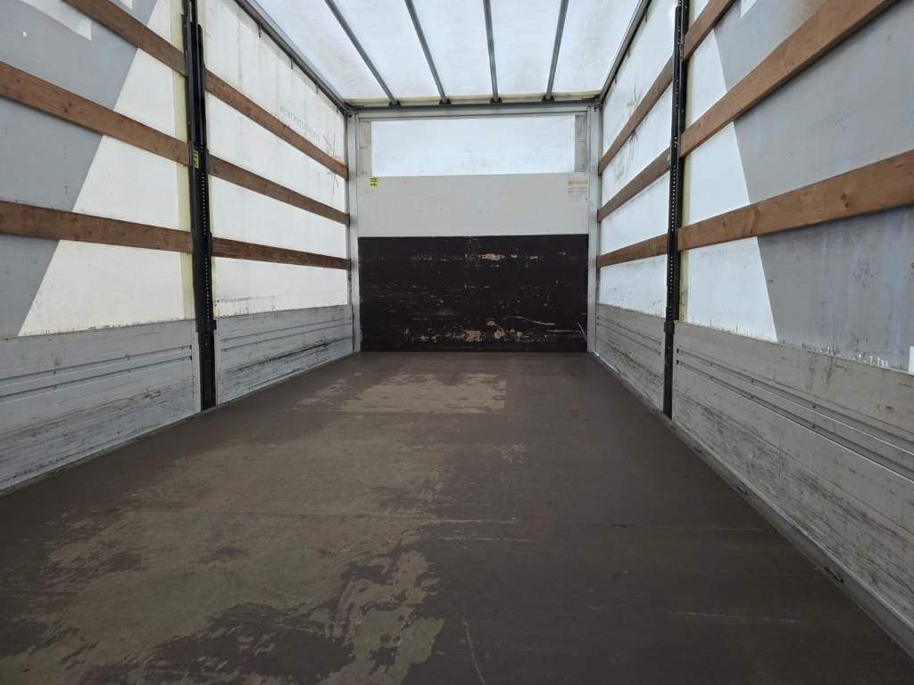 Fahrzeugabbildung DAF LF 170 Gardine, wie neu, nur 82 TKM Original !