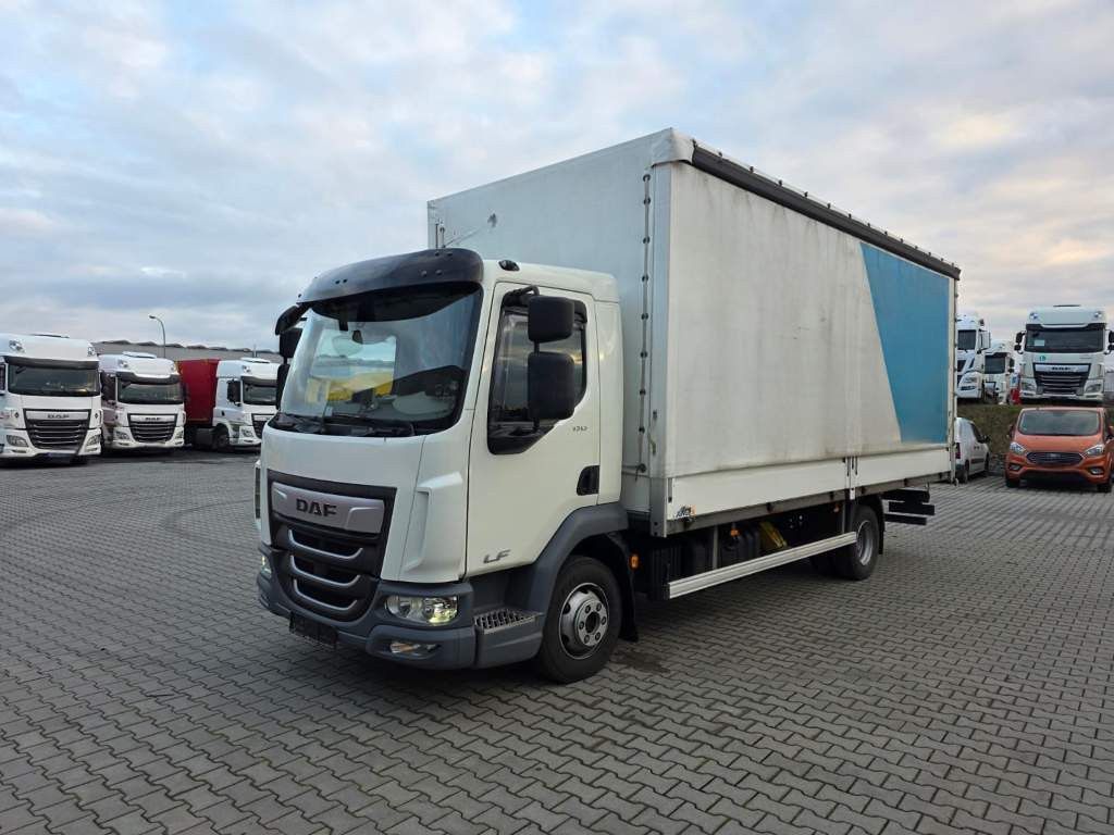 Fahrzeugabbildung DAF LF 170 Gardine, wie neu, nur 82 TKM Original !