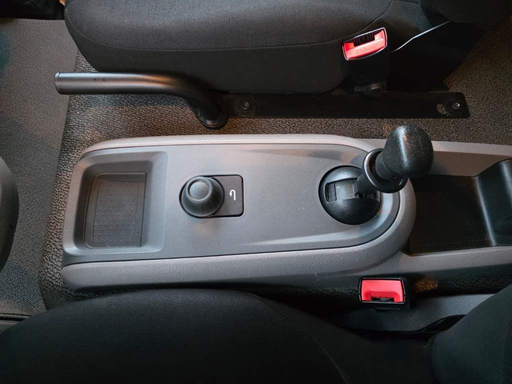 Fahrzeugabbildung DAF LF 170 Gardine, wie neu, nur 82 TKM Original !