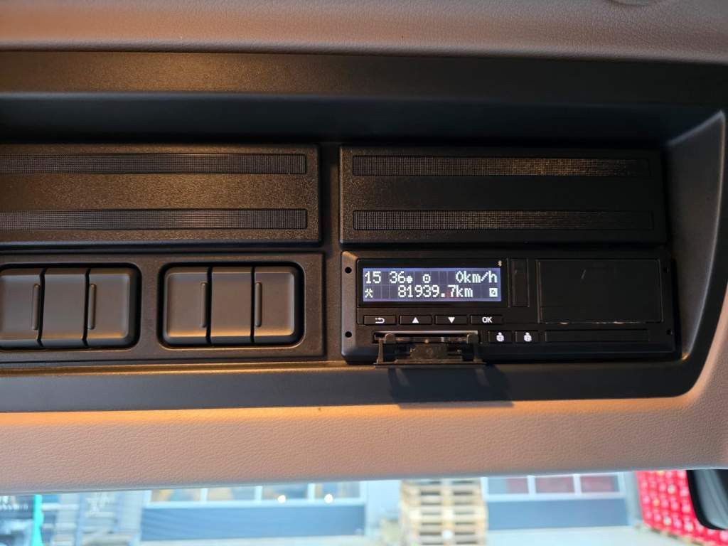 Fahrzeugabbildung DAF LF 170 Gardine, wie neu, nur 82 TKM Original !