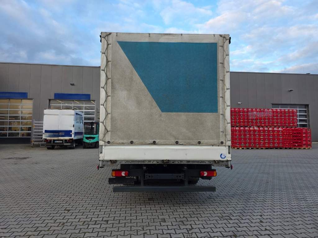 Fahrzeugabbildung DAF LF 170 Gardine, wie neu, nur 82 TKM Original !