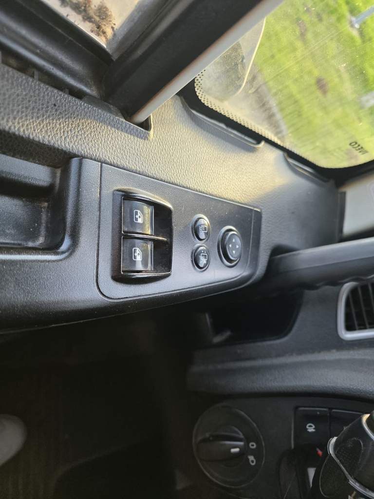 Fahrzeugabbildung Iveco 480 X-Way, Retarder, 2-Kreis-Hydraulik