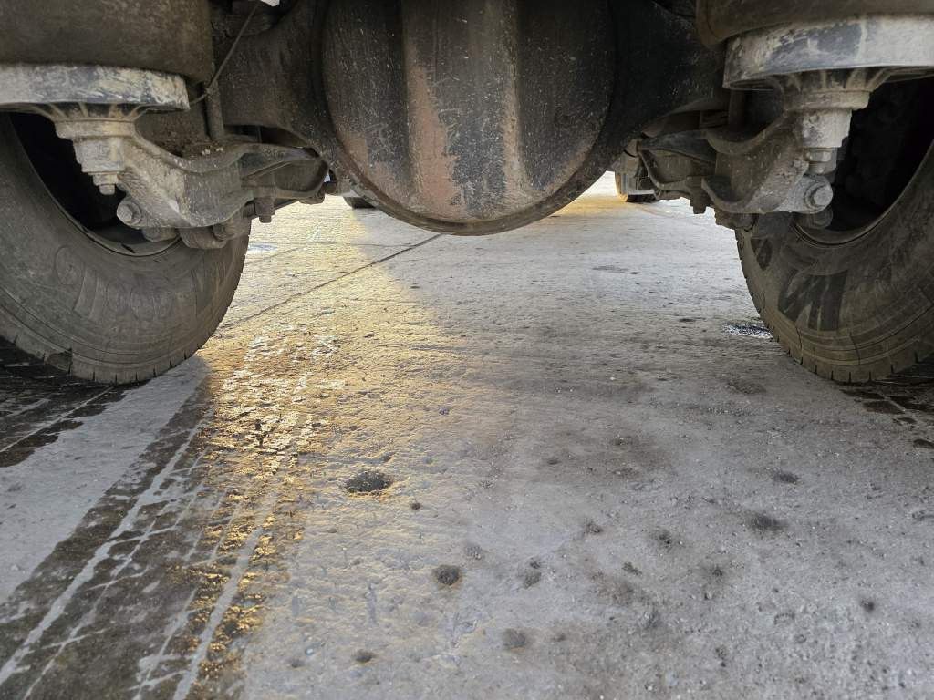 Fahrzeugabbildung Iveco 480 X-Way, Retarder, 2-Kreis-Hydraulik