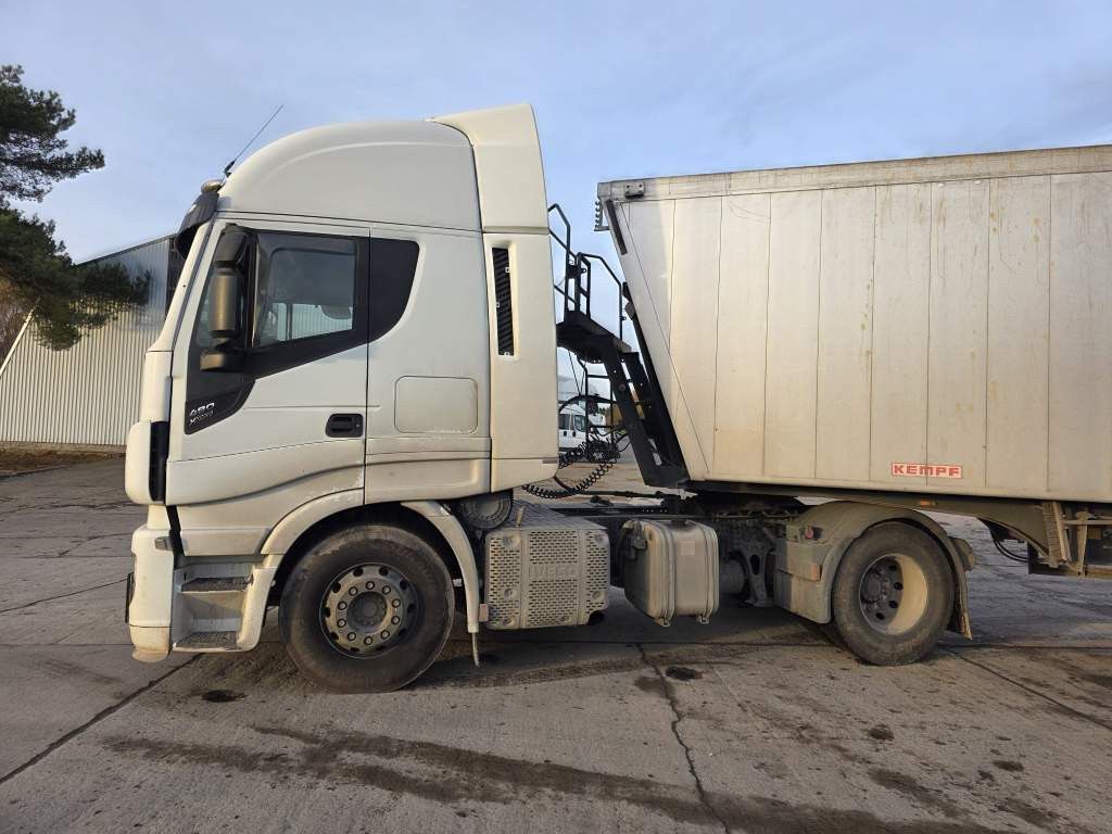 Fahrzeugabbildung Iveco 480 X-Way, Retarder, 2-Kreis-Hydraulik