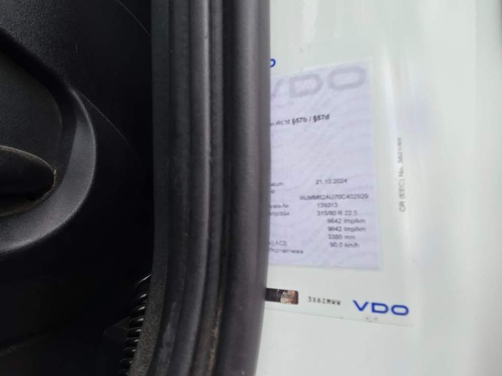 Fahrzeugabbildung Iveco 480 X-Way, Retrader, 2-Kreis-Hydraulik