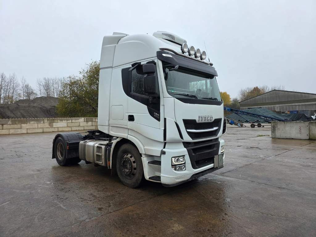 Fahrzeugabbildung Iveco 480 X-Way, Retrader, 2-Kreis-Hydraulik