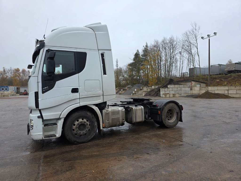 Fahrzeugabbildung Iveco 480 X-Way, Retrader, 2-Kreis-Hydraulik