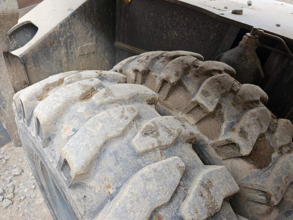 Fahrzeugabbildung Liebherr A 904-2 C Litronic mit fahrbarer  Kabine, Klima