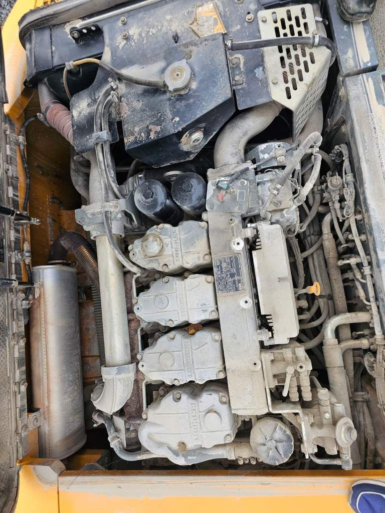 Fahrzeugabbildung Liebherr A 904-2 C Litronic mit fahrbarer  Kabine, Klima