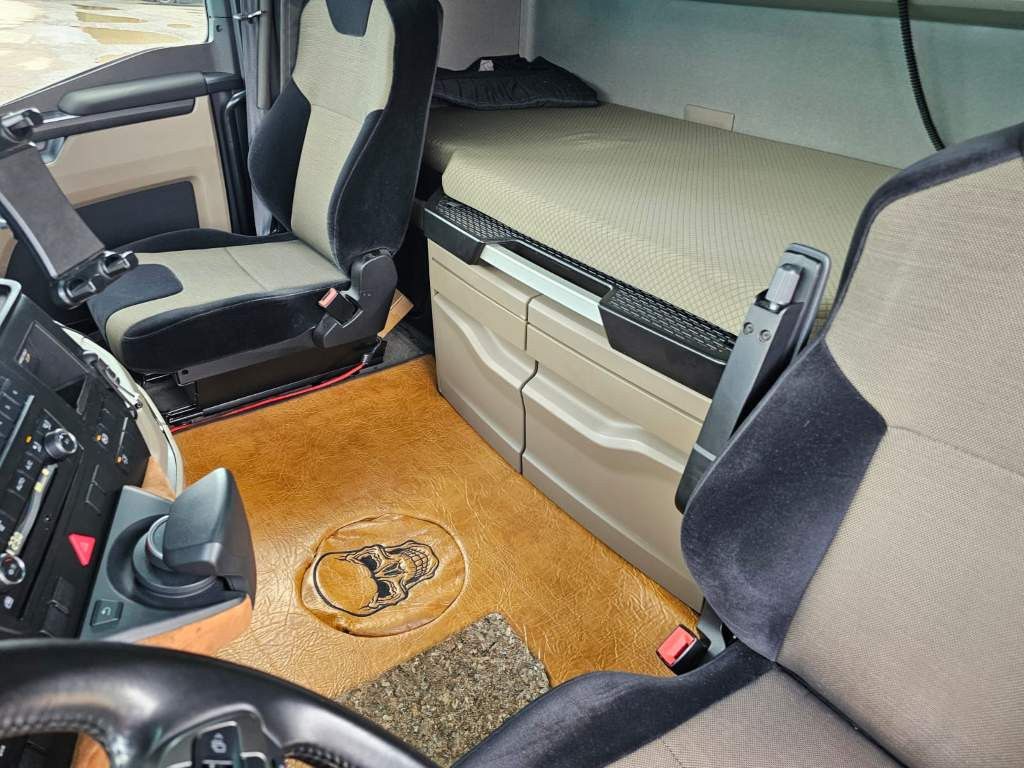 Fahrzeugabbildung MAN 18.470 TGX,2 Kreis-Hydraulik,Retrader,20.500 Kg