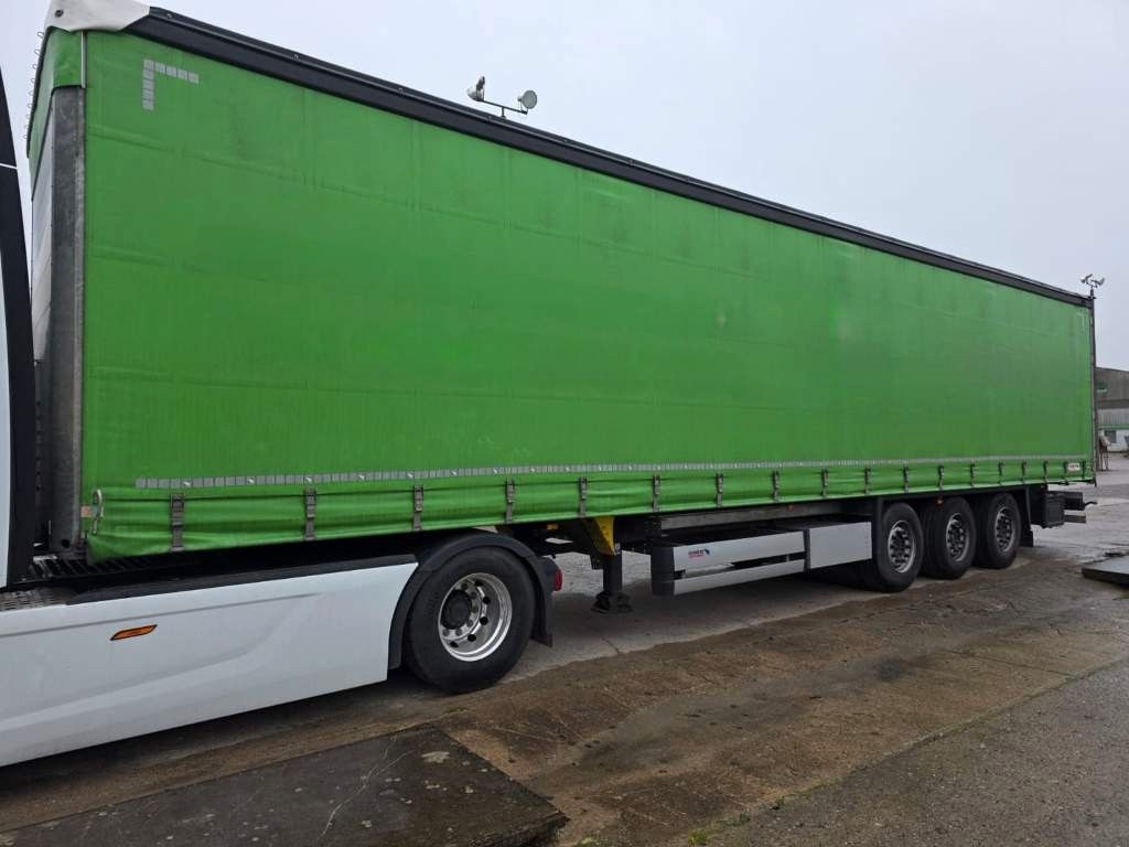 Schmitz Cargobull Gardine Standard, Lift, 12642 XL, Edscha