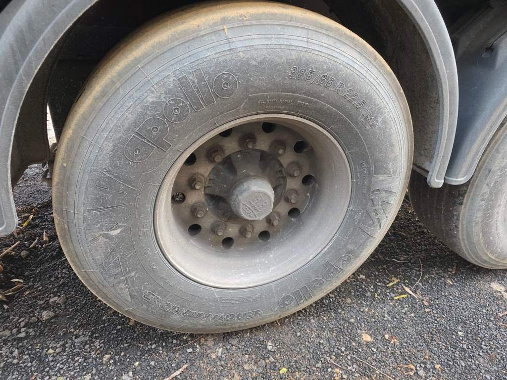 Fahrzeugabbildung Kempf ca. 50 cbm Getreidekipper, Unfall, Kornschieber