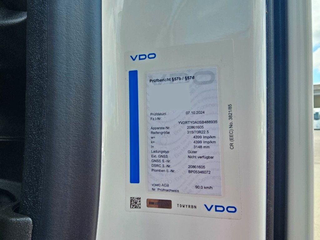 Fahrzeugabbildung Volvo Volvo 460 neues Modell, full Option, 2 Kreis Hyd