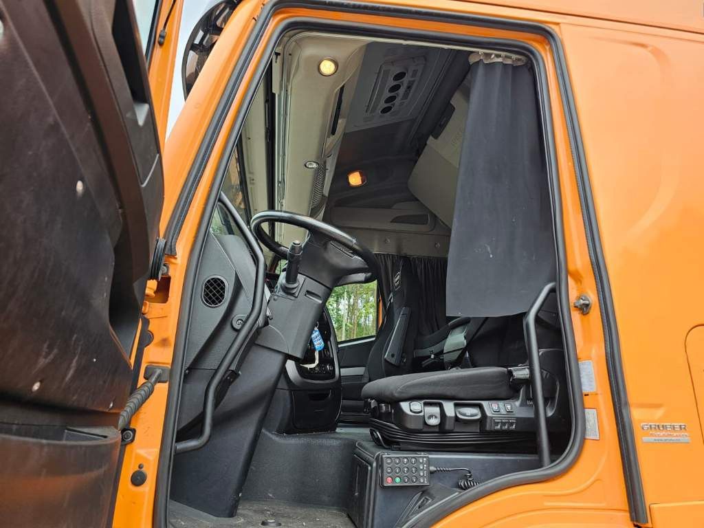 Fahrzeugabbildung Iveco 460 Stralis Hi Way, Retarder, durchrepariert,CNG