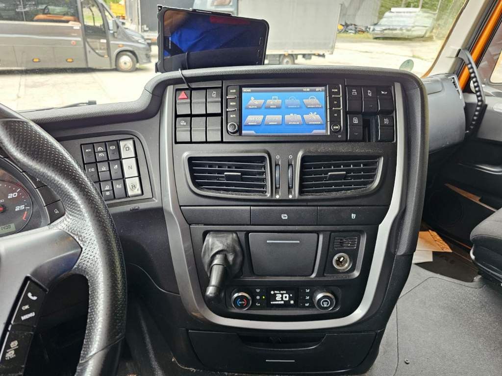 Fahrzeugabbildung Iveco 460 Stralis Hi Way, Retarder, durchrepariert,CNG