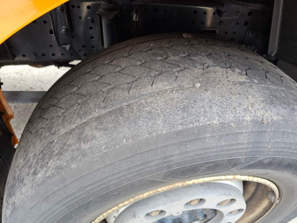 Fahrzeugabbildung Iveco 460 Stralis Hi Way, Retarder, durchrepariert,CNG