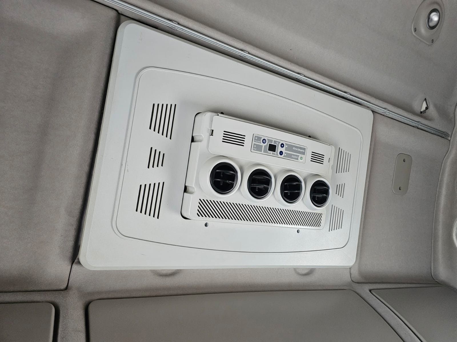 Fahrzeugabbildung Iveco 460 Hi Way, Retarder, Abstandstempomat