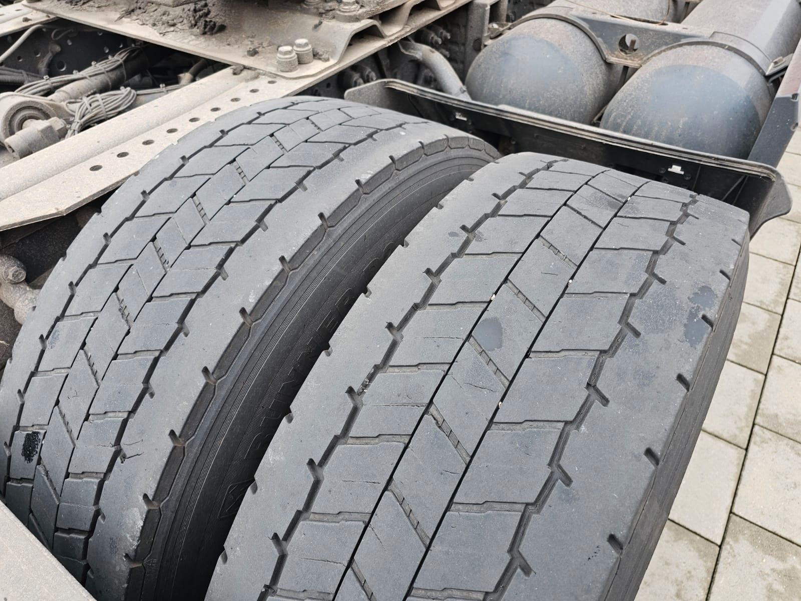 Fahrzeugabbildung Iveco 460 Hi Way, Retarder, Abstandstempomat