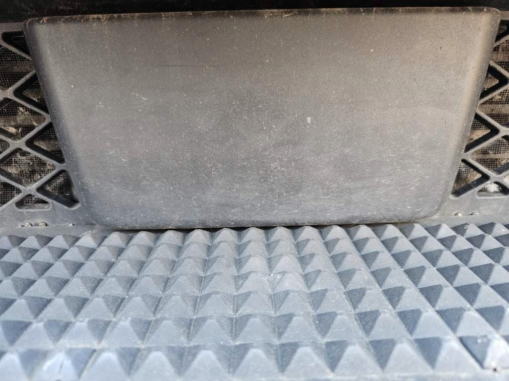 Fahrzeugabbildung Iveco 460 Hi Way, Retarder, Reifendruckkontrolle