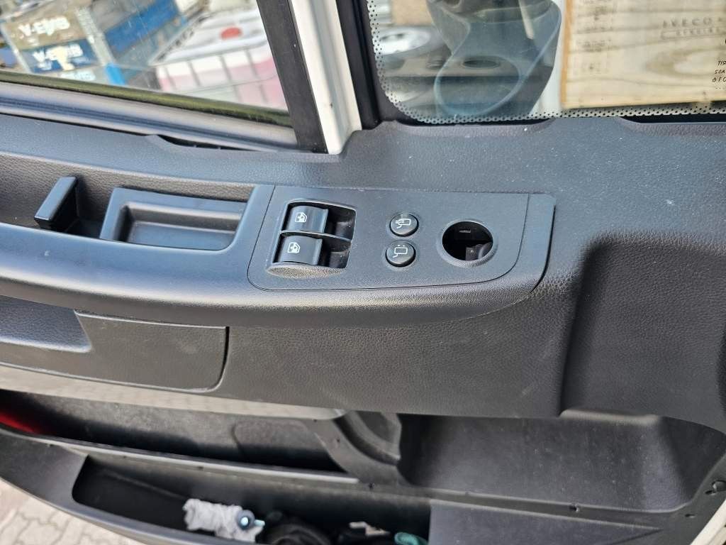 Fahrzeugabbildung Iveco 460 Hi Way, Retarder, Reifendruckkontrolle