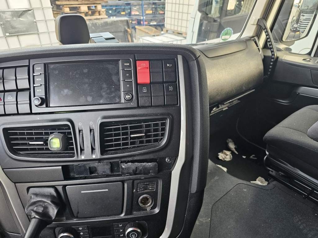 Fahrzeugabbildung Iveco 460 Hi Way, Retarder, Reifendruckkontrolle