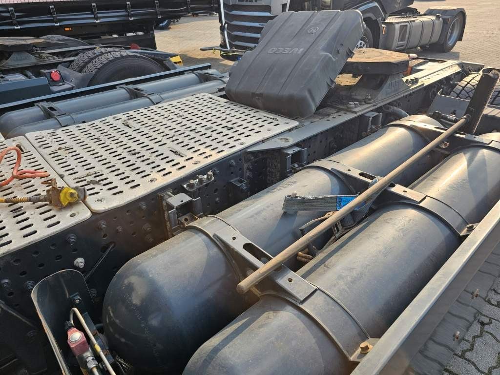 Fahrzeugabbildung Iveco 460 Hi Way, Retarder, Reifendruckkontrolle