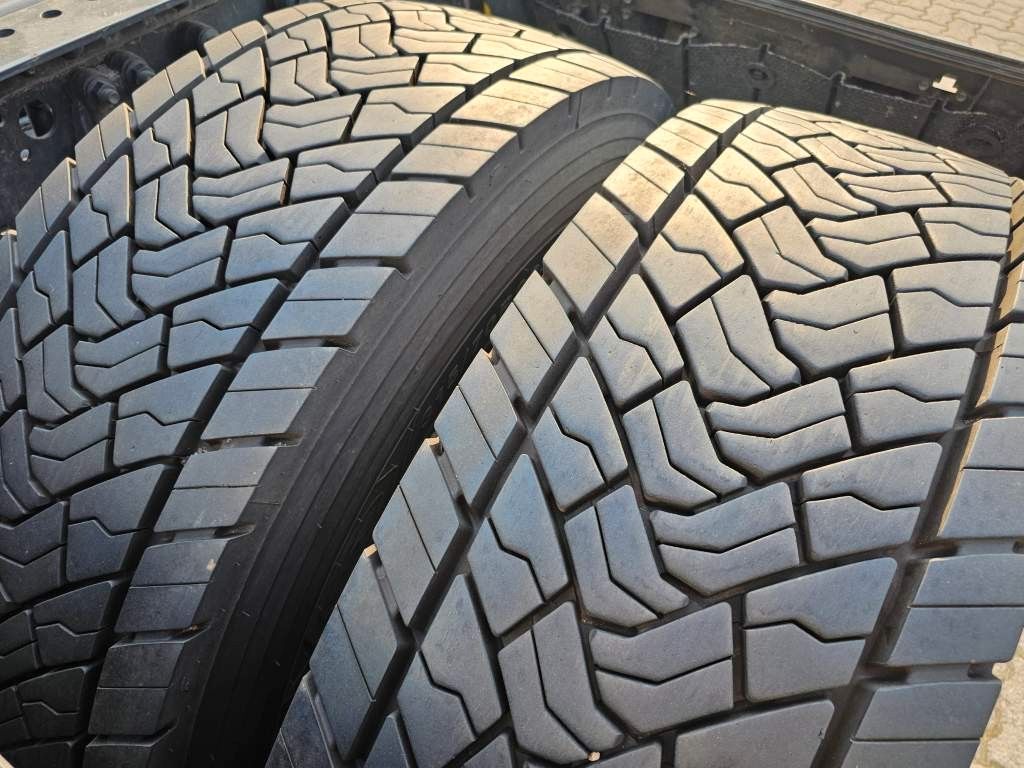 Fahrzeugabbildung Iveco 460 Hi Way, Retarder, Reifendruckkontrolle