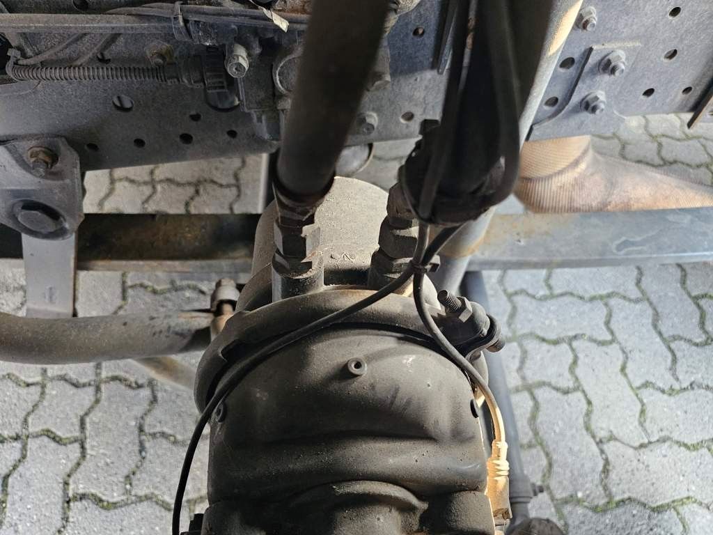 Fahrzeugabbildung Iveco 460 Hi Way, Retarder, Reifendruckkontrolle