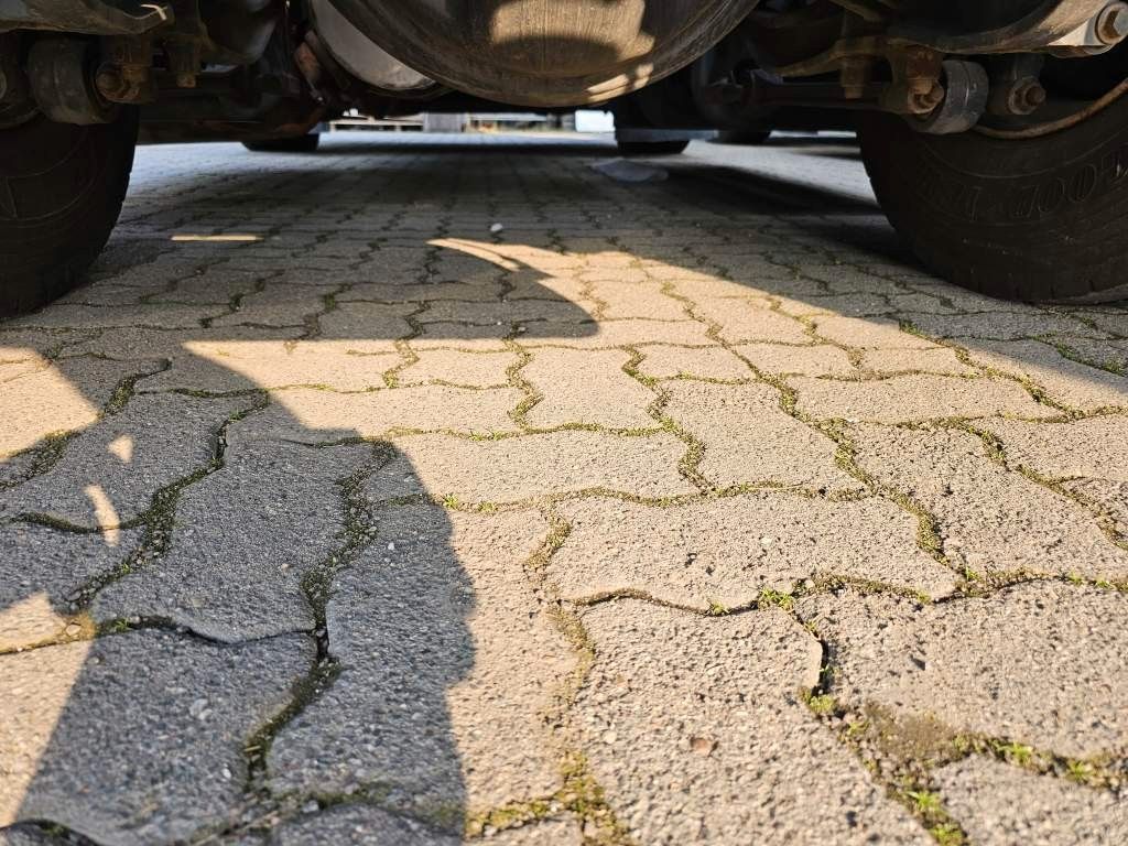 Fahrzeugabbildung Iveco 460 Hi Way, Retarder, Reifendruckkontrolle