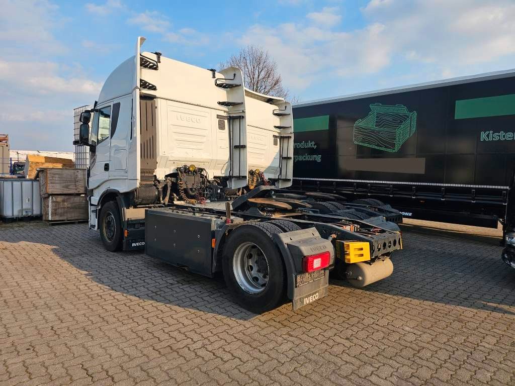 Fahrzeugabbildung Iveco 460 Hi Way, Retarder, Reifendruckkontrolle
