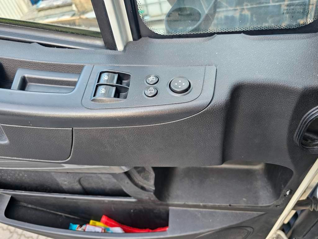 Fahrzeugabbildung Iveco 460 Hi Way, Retarder, Reifendruckkontrolle