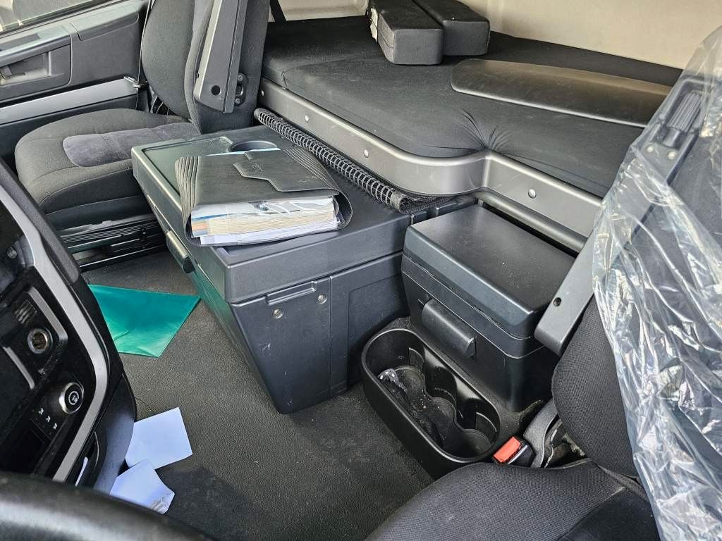 Fahrzeugabbildung Iveco 460 Hi Way, Retarder, Reifendruckkontrolle