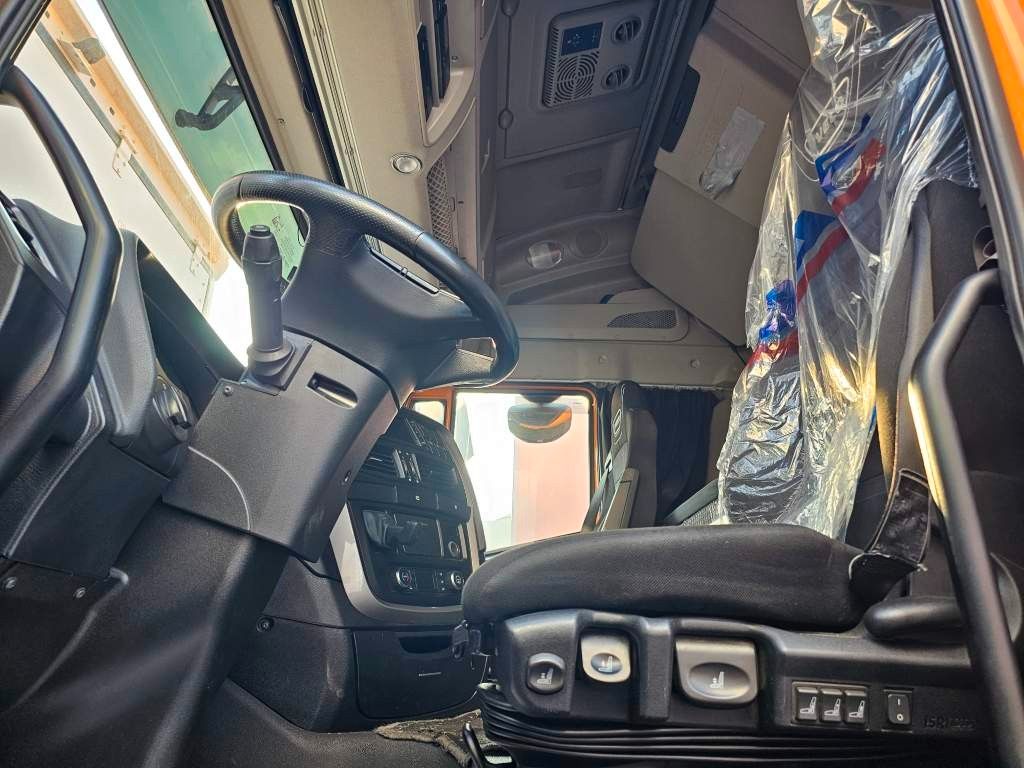 Fahrzeugabbildung Iveco 460 Hi Way, Retarder, Standklima