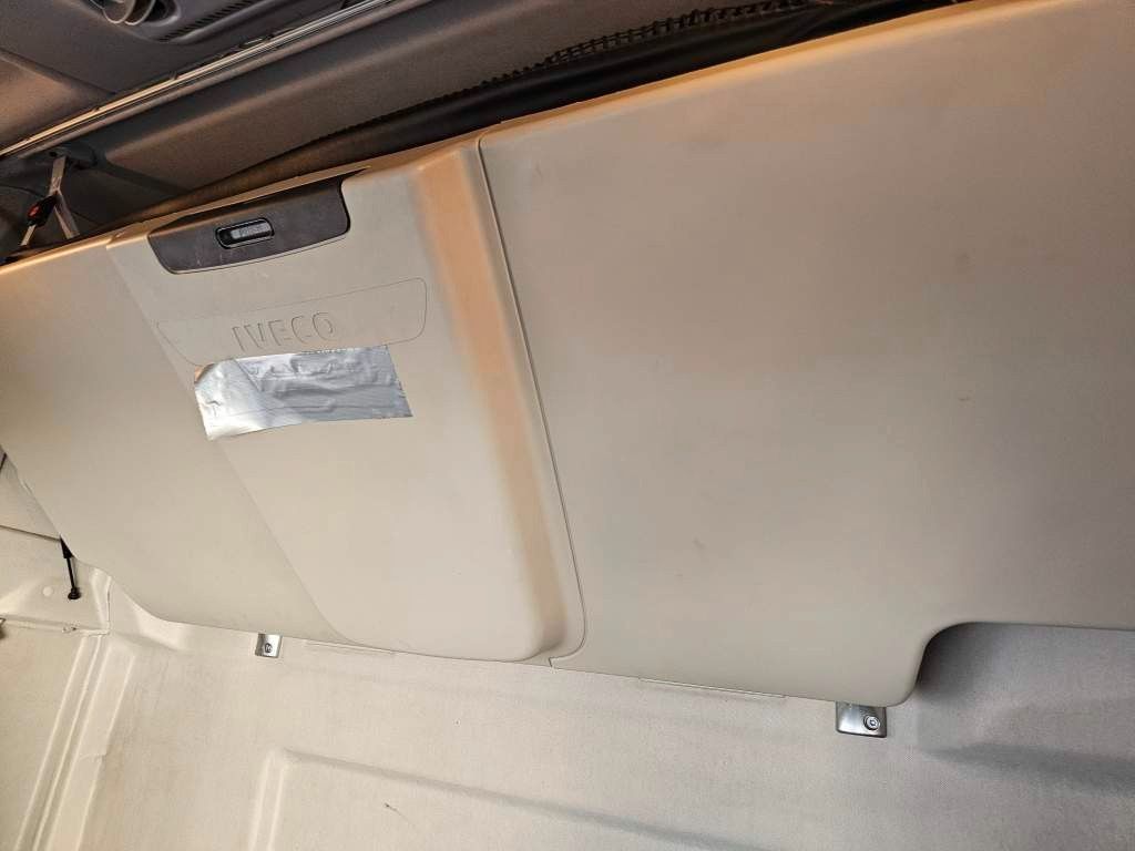 Fahrzeugabbildung Iveco 460 Hi Way, Retarder, Standklima