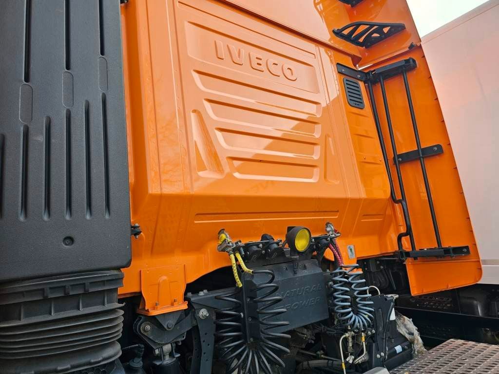 Fahrzeugabbildung Iveco 460 Hi Way, Retarder, Standklima