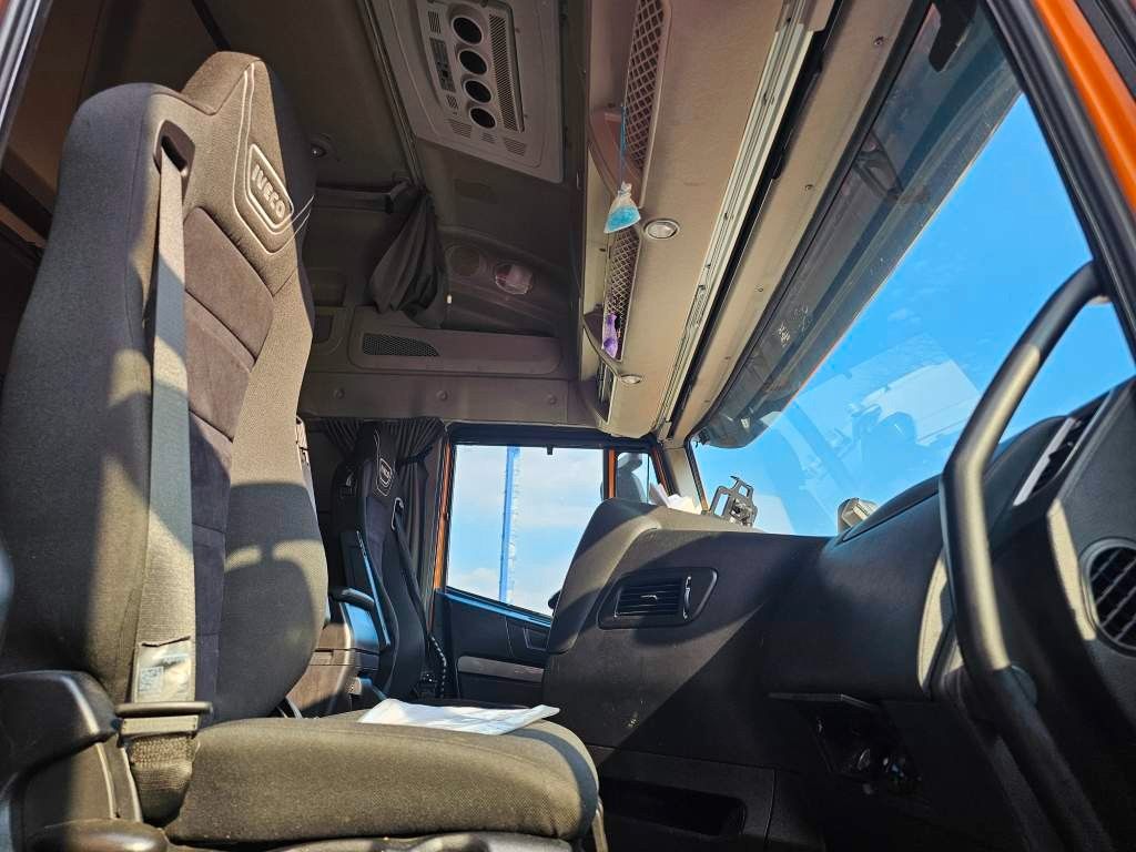 Fahrzeugabbildung Iveco 460 Hi Way, Retarder, Abstandstempomat, Kühlfach