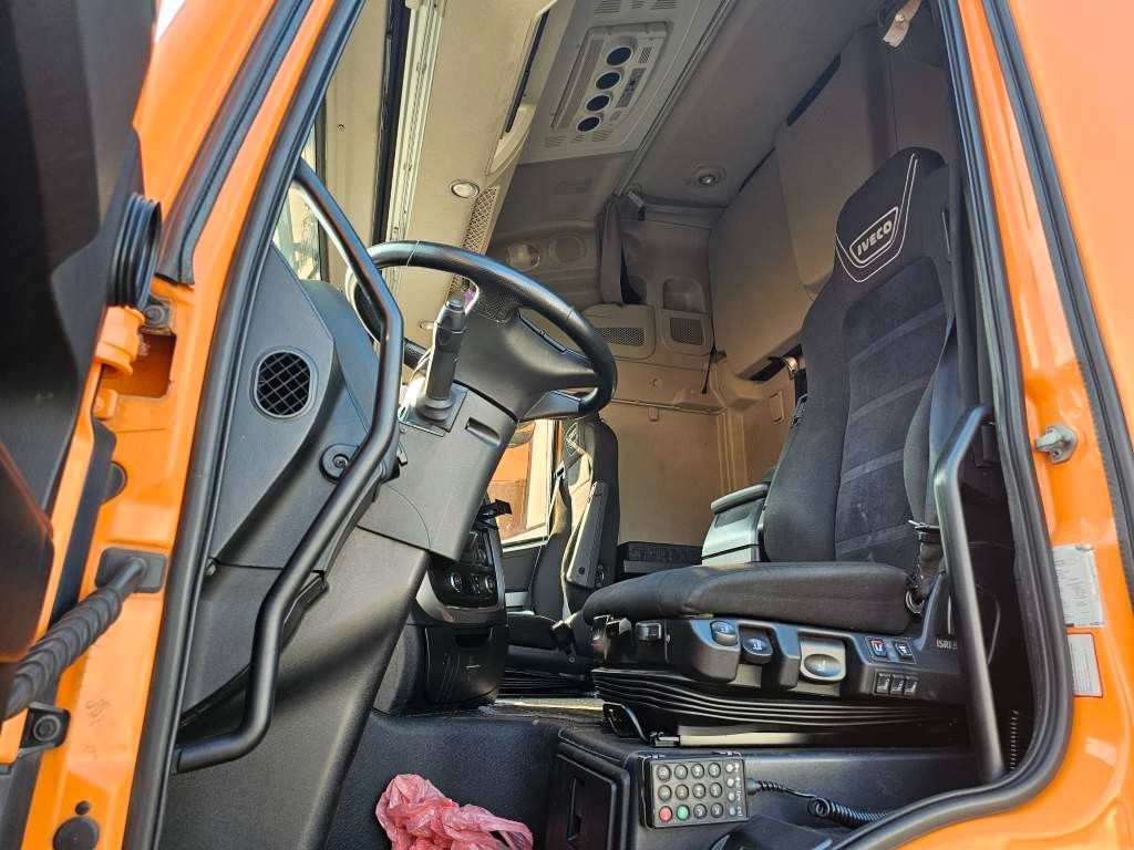 Fahrzeugabbildung Iveco 460 Hi Way, Retarder, Abstandstempomat, Kühlfach