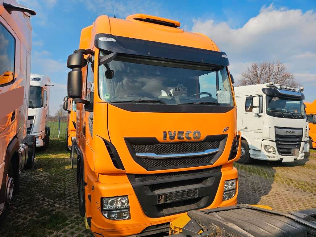 Fahrzeugabbildung Iveco 460 Hi Way, Retarder, Abstandstempomat, Kühlfach