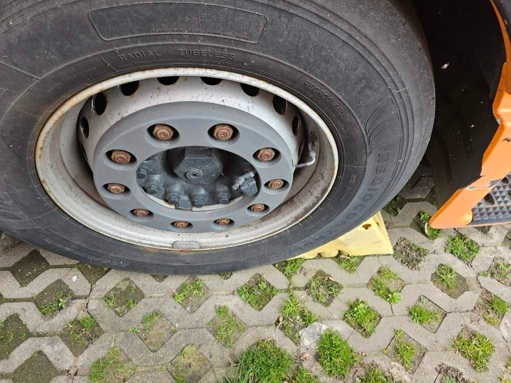 Fahrzeugabbildung Iveco 460 Hi Way, Retarder, Abstandstempomat, Kühlfach