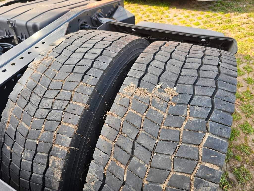 Fahrzeugabbildung Iveco 460 Hi Way, Retarder, Abstandstempomat, Kühlfach