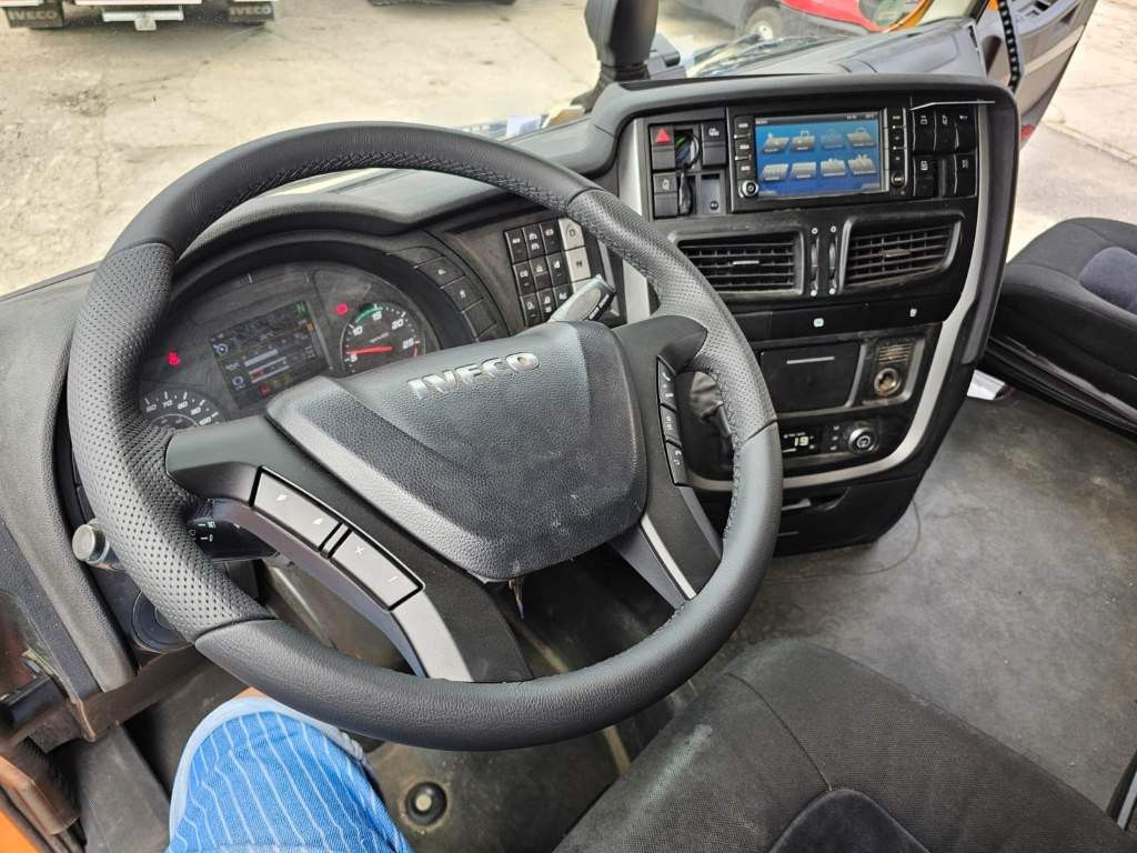 Fahrzeugabbildung Iveco 460,Retrader,Standklima, voll durchrep., CNG