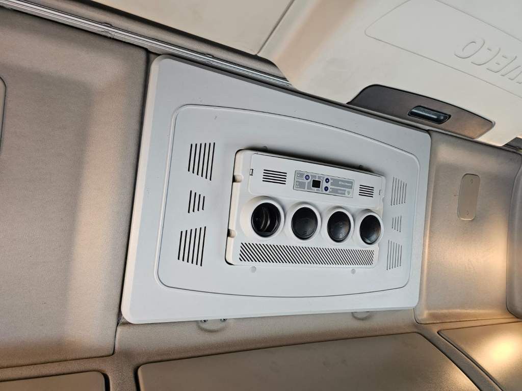 Fahrzeugabbildung Iveco 460, Hi-Line.Retrader,voll durchrepariert