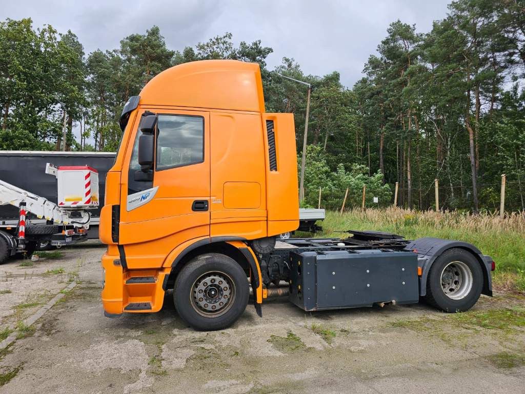 Fahrzeugabbildung Iveco 460, Hi-Line.Retrader,voll durchrepariert