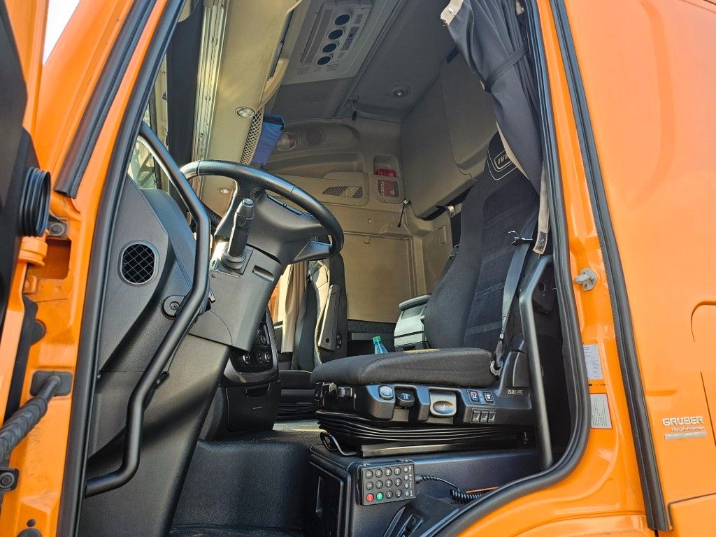 Fahrzeugabbildung Iveco 460 Hi Way, Standklima, Retarder, Euro 6