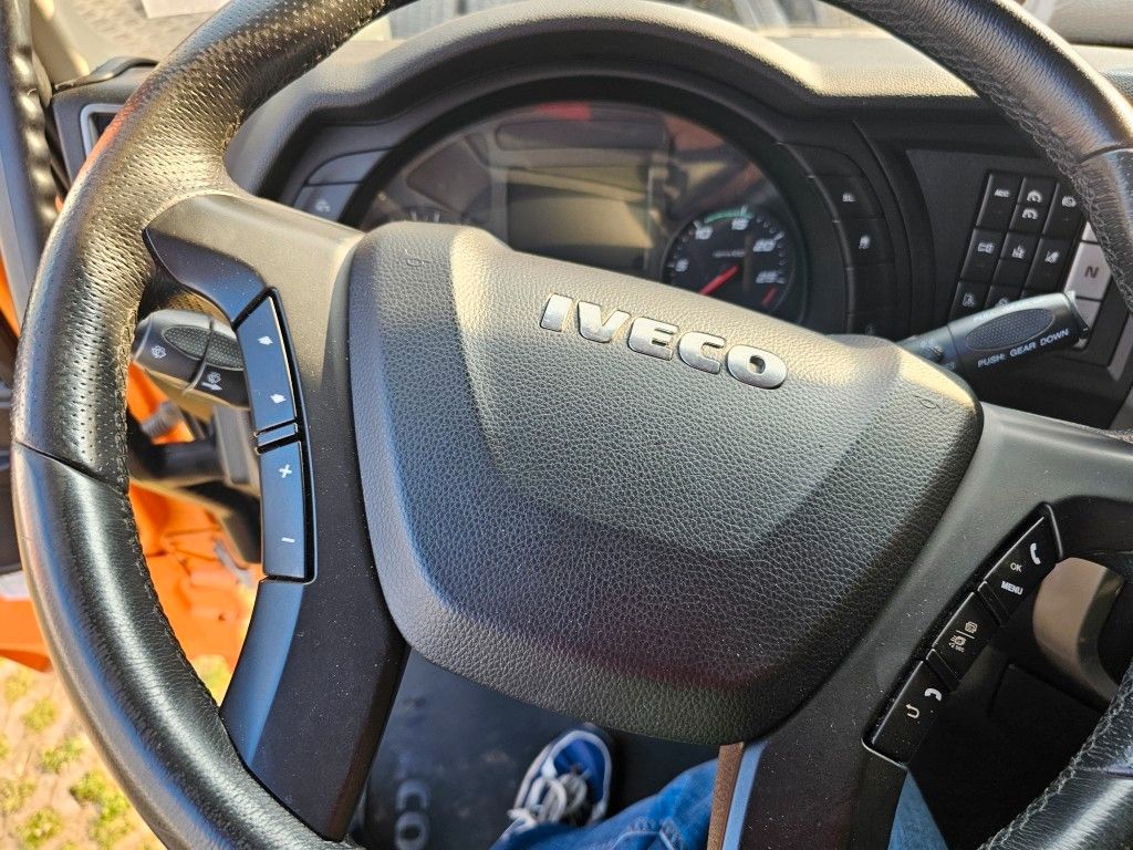 Fahrzeugabbildung Iveco 460 Hi Way, Standklima, Retarder, Euro 6