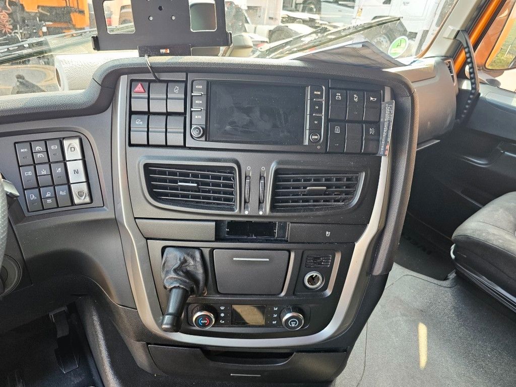 Fahrzeugabbildung Iveco 460 Hi Way, Standklima, Retarder, Euro 6